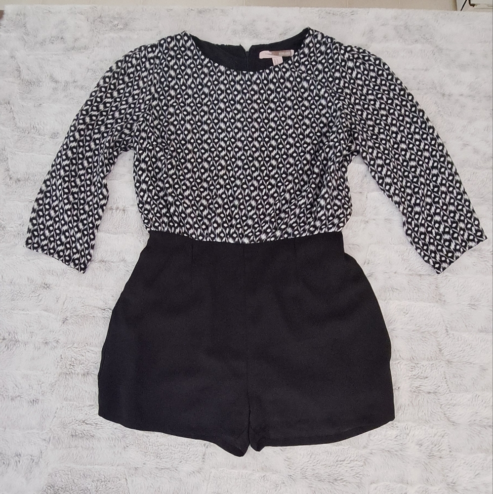 Forever 21 black white one piece romper. Size M.